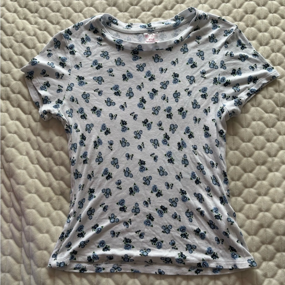 NWOT! adorable floral shirt!